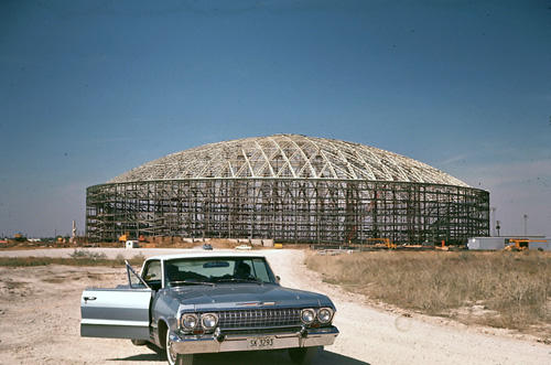 Construction of the Astrodome
