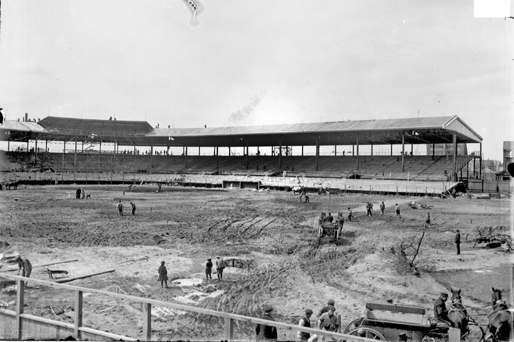 Weeghman Park construction, 1914