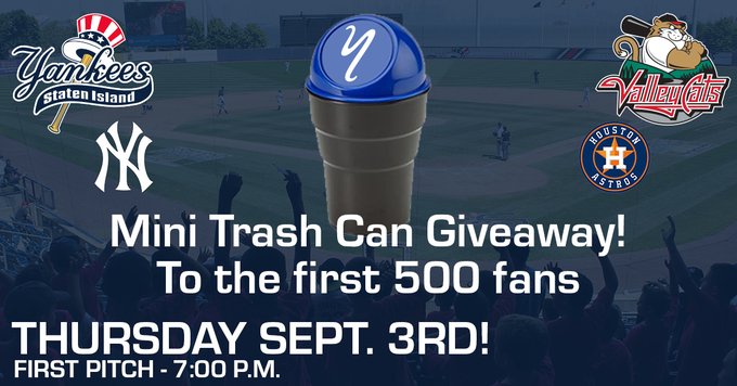 Staten Island Yankees mini trash cans